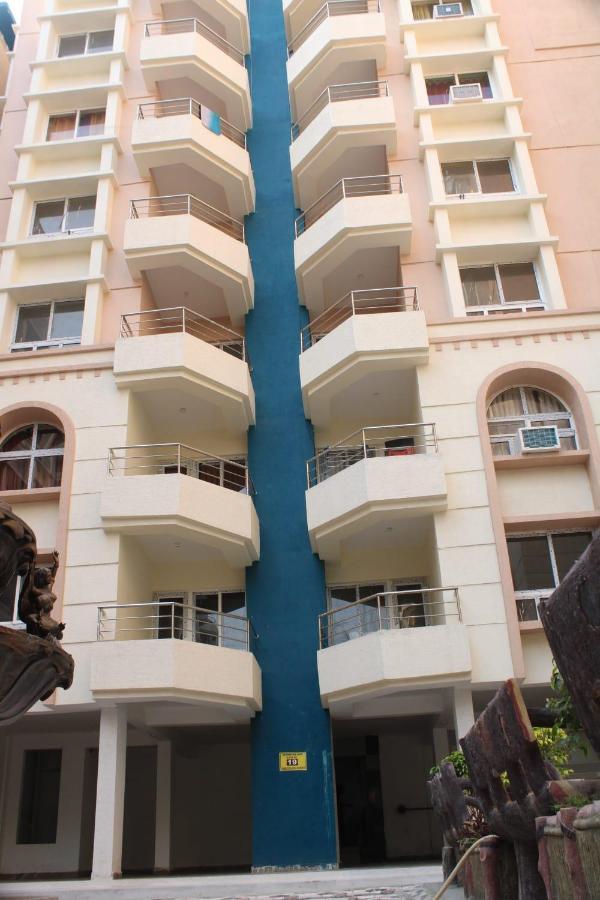 Wekare Sea Sight Service Apartments Puri Exterior photo