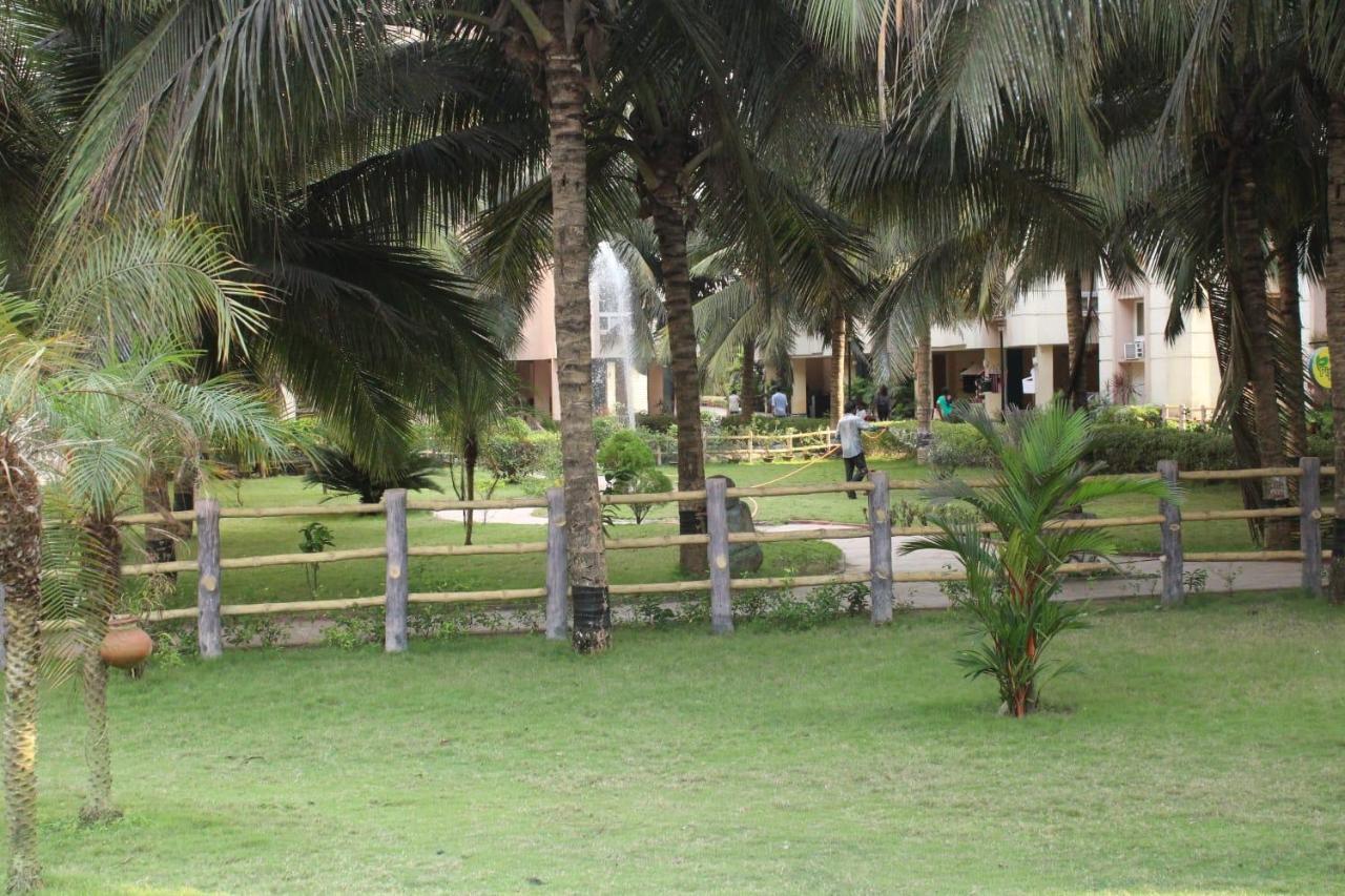Wekare Sea Sight Service Apartments Puri Exterior photo