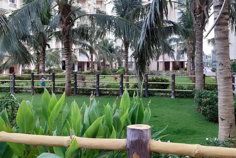 Wekare Sea Sight Service Apartments Puri Exterior photo